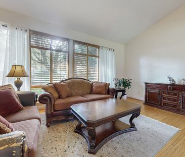 For Lease - 173 Dunwoody Drive, Oakville, Ontario - Photo 2