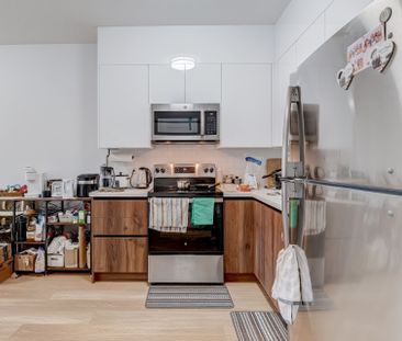 For Lease - 97 Bernice Crescent Unit# 2, Toronto, Ontario - Photo 6