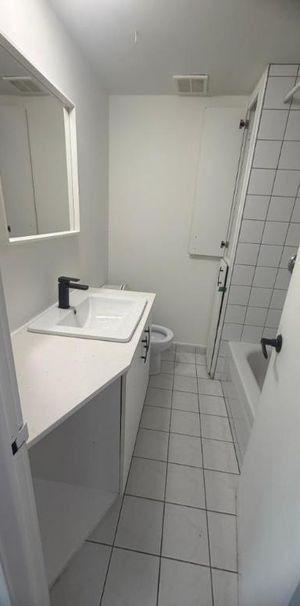 2 CH - 1 SDB - Québec - $1,249 /mo - Photo 1