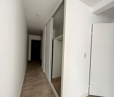 Location Appartement 3 pièces 68m² - Photo 5
