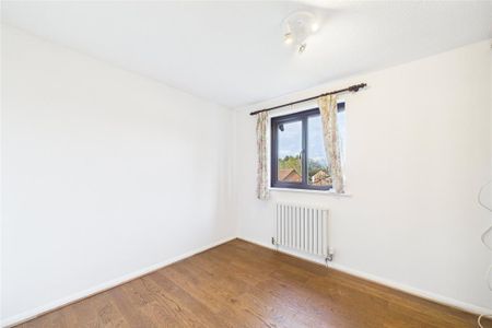 3 bedroom detached house to rent - Photo 3