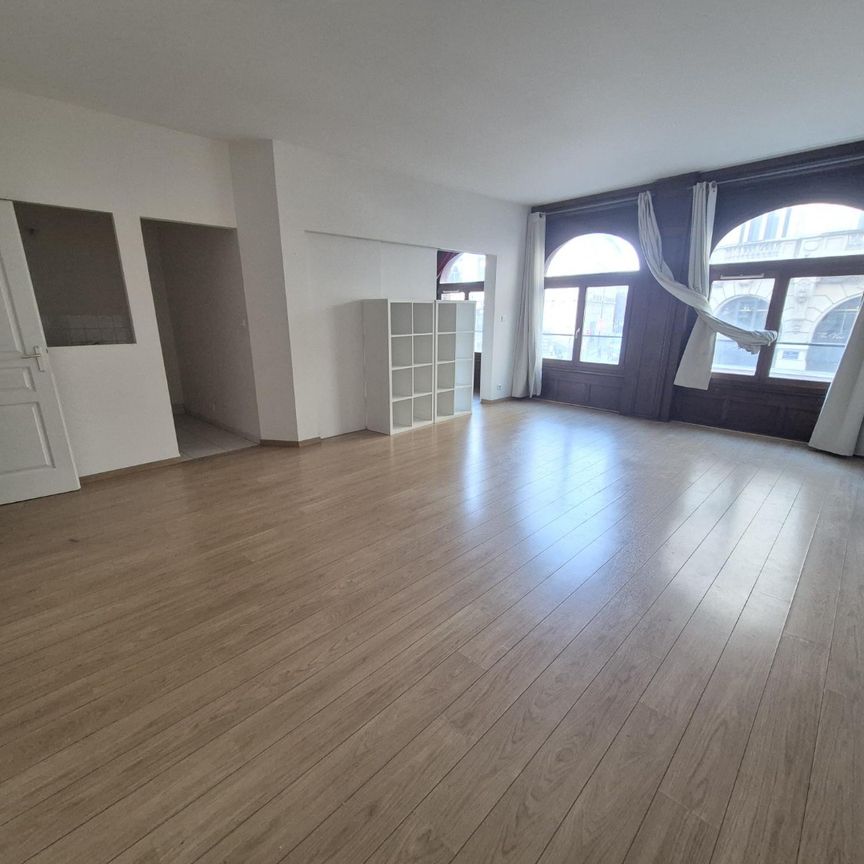 Location Appartement 3 pièces 68m² LILLE 59000 - Photo 1