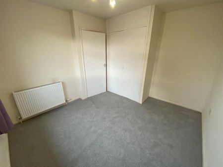 2 bedroom semi-detached house to rent - Photo 3
