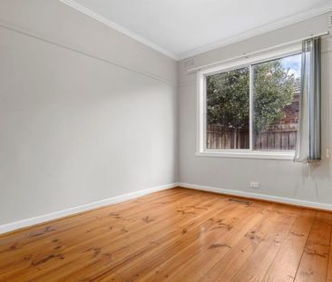 Charming Family Home in Prime Glenroy Location - Photo 4