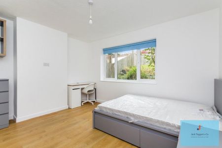 5 bedroom house of multiple occupation to rent - Photo 5