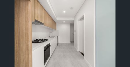 Fully Furnished 1-Bedroom in the Heart of Parramatta | Loads of amenities! - Photo 4