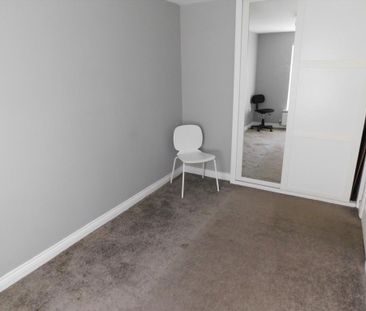 5 bedroom terraced house to rent - Photo 2