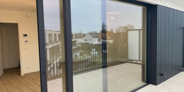 Appartement te huur in Wielsbeke voor € 725 met 1 slaapkamer - Photo 1
