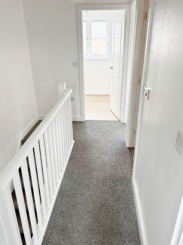 Queens Ave, Glazebury - Photo 5