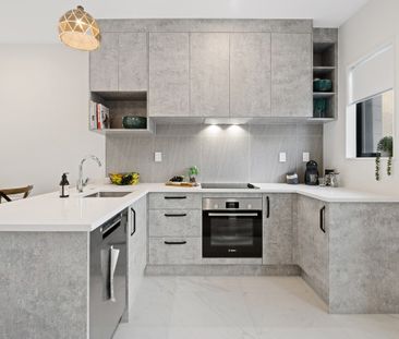 37 Fantail Place, Avondale - Photo 5