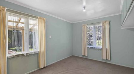 Comfortable living in Westown - Photo 4
