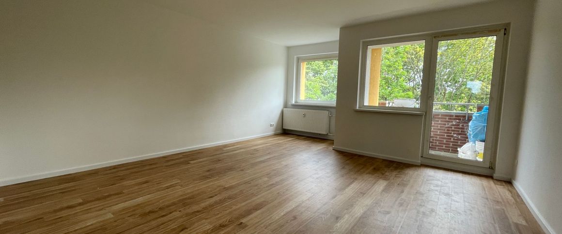 Neu sanierte Familienwohnung mit Ausblick - Photo 1