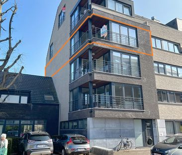 Modern appartement met twee slpk in centrum Ninove - Foto 4
