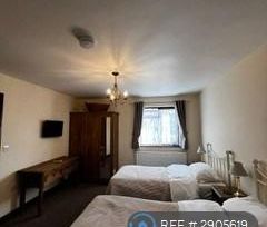 2 bedroom bungalow to rent - Photo 2