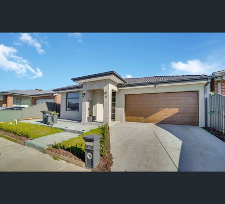 21 Riverine Street, Wollert, Vic 3750 - Photo 4