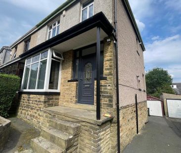 3 bedroom end of terrace house to rent - Photo 2