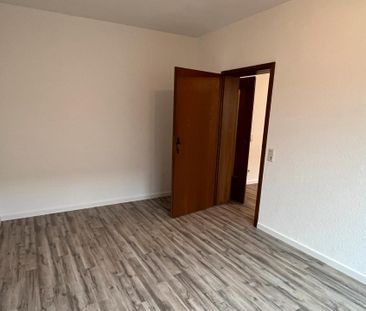 Freundliche 2-Zimmer-Souterrain-Wohnung - Foto 1