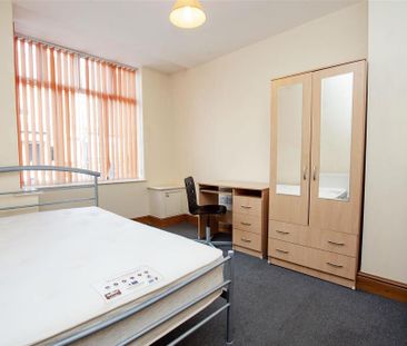 6 bedroom house to rent - Photo 4