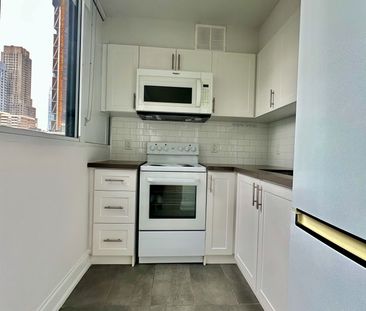 For Lease - 33 Isabella Street Unit# 205, Toronto, Ontario - Photo 6