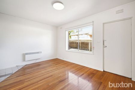 Neat and Tidy One Bedroom - Photo 5