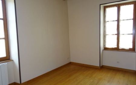 Maison à louer 4 pièces • Saint-Hilaire-sur-Erre - Photo 3