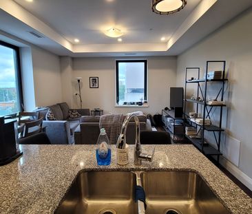 For Lease - 118 king Street Unit# 422, Hamilton, Ontario - Photo 4