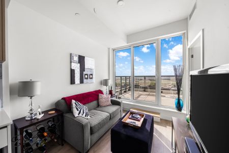 For Lease - 1100 Sheppard Ave W Avenue Unit# LPH23, Toronto, Ontario - Photo 5