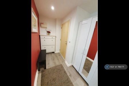 1 bedroom flat to rent - Photo 5