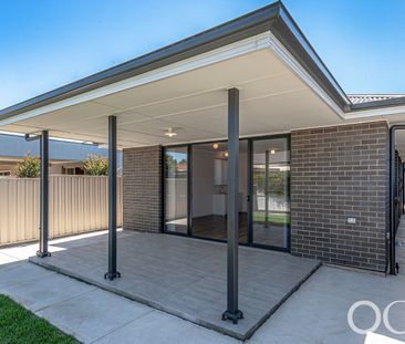 Open the Door to Effortless Family Living - Photo 2