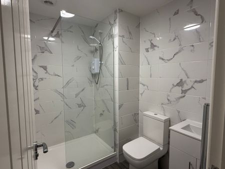 2 bedroom apartment to rent Park Terrace, Liverpool, L22 - Photo 5