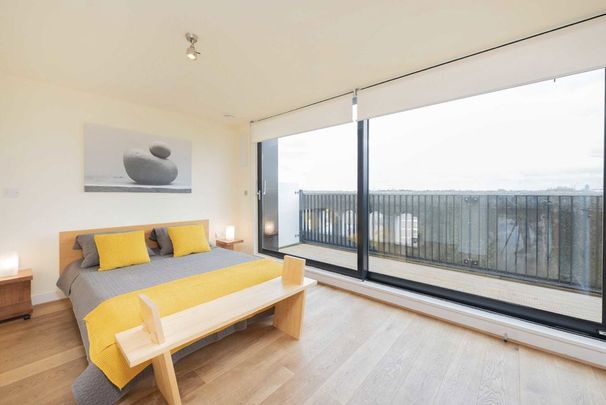 Great West Road, W6 9AG, London - Photo 1