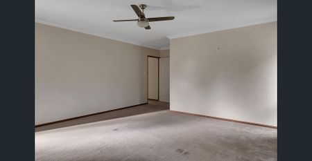 Spacious Family Home with Valley Views Just Minutes from Toowoomba - Photo 3