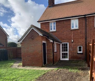 Three bedroom semi-detached property in a village location. Pets co... - Photo 5