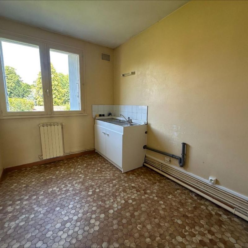 Location Appartement 1 pièce 31m² EU 76260 - Photo 2
