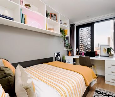 Medium Ensuite - Photo 1