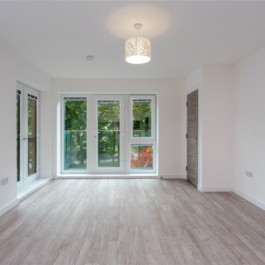 Flat 1/5, 183 Dorchester Avenue - Photo 1