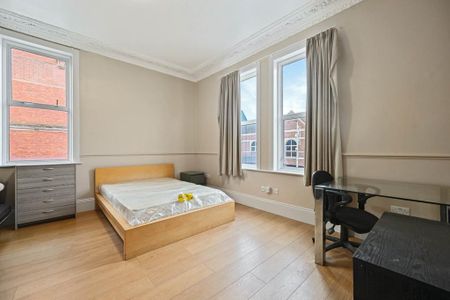 3 bedroom apartment to rent - Photo 4