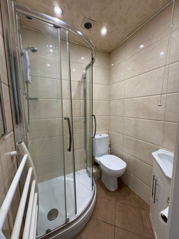 Studio Flat, Kimberworth Road, S61 - Photo 5