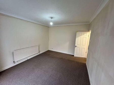 Penrhiwfer Road, Tonypandy, CF40 - Photo 2