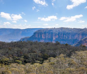 28 Maple Grove, Wentworth Falls. - Photo 1