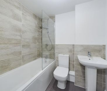 2 bedroom terraced house to rent - Photo 5