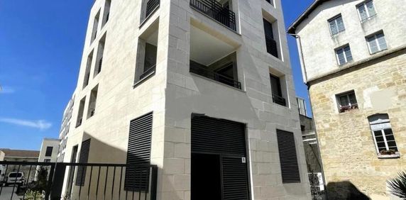 Location Appartement 3 pièces 62m² BORDEAUX 33000 - Photo 2