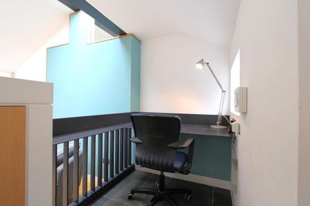 1 bedroom mews to rent - Photo 4