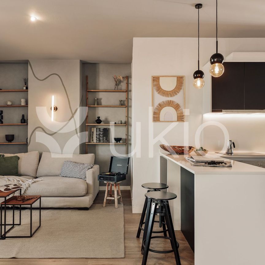 Piso de alquiler en Carrer del Rosselló, Dreta de l'Eixample - Photo 1