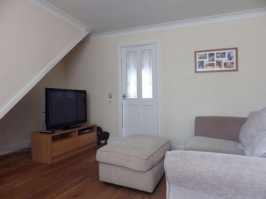 2 bedroom semi-detached house to rent - Photo 1
