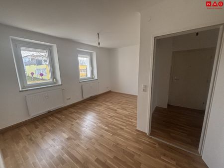 Einziehen und Wohlfühlen: neuwertig sanierte Traumwohnung in zentraler und dennoch ruhiger Lage! Genießen Sie das Leben in Steyr Münichholz in vollen Zügen! Ab sofort und provisionsfrei beziehbar! - Photo 5