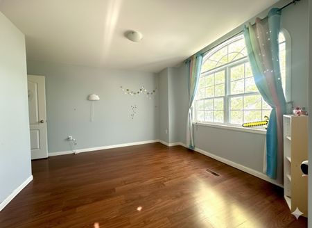 For Lease - 320 Country Glen Road, Markham, Ontario - Photo 5