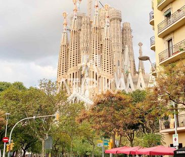 Piso de alquiler temporal junto a la Sagrada Familia, Barcelona - Photo 1