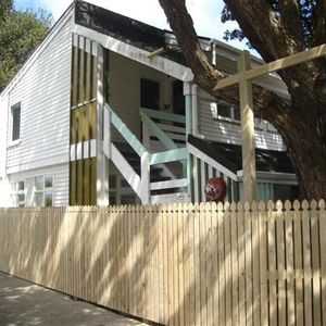 BLOOMFIELD BOARDING HOUSE - Photo 2