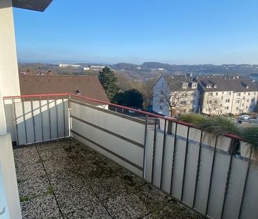 Sehr schÃ¶ne 3-Zimmer-Wohnung mit Balkon und Aufzug - Foto 1